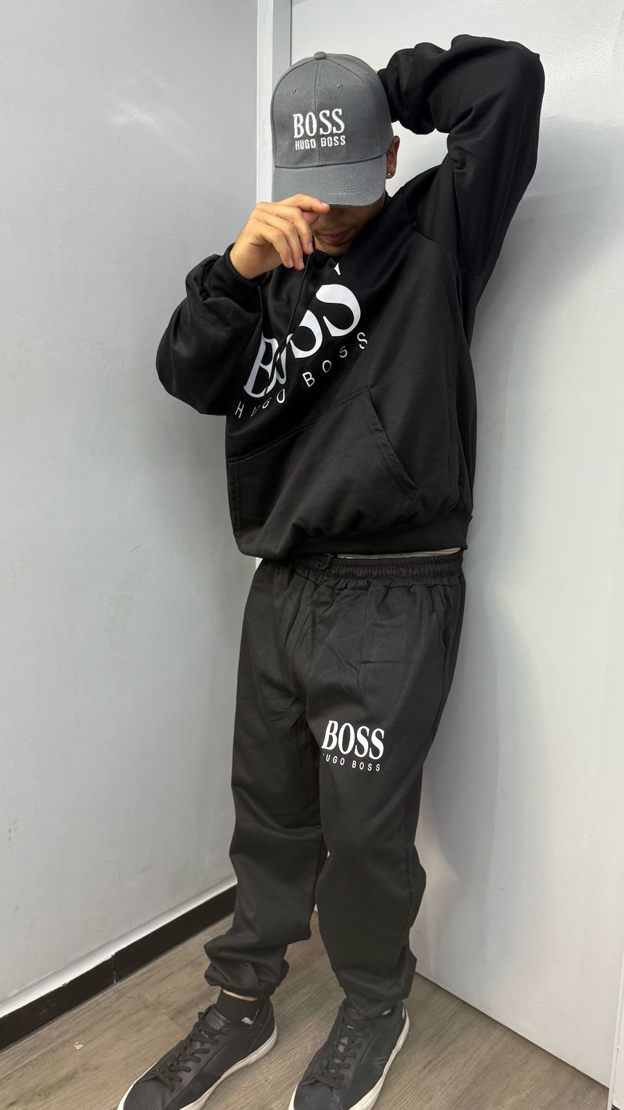 CONJUNTO BOSS + GORRA BOSS